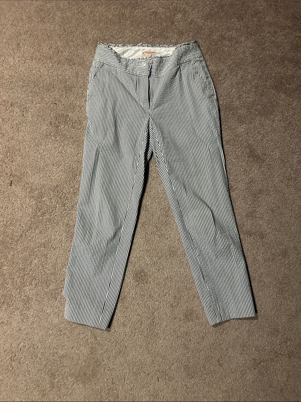 Women’s Brooks Brothers Seersucker Striped Cotton Blend Pants in Navy and White